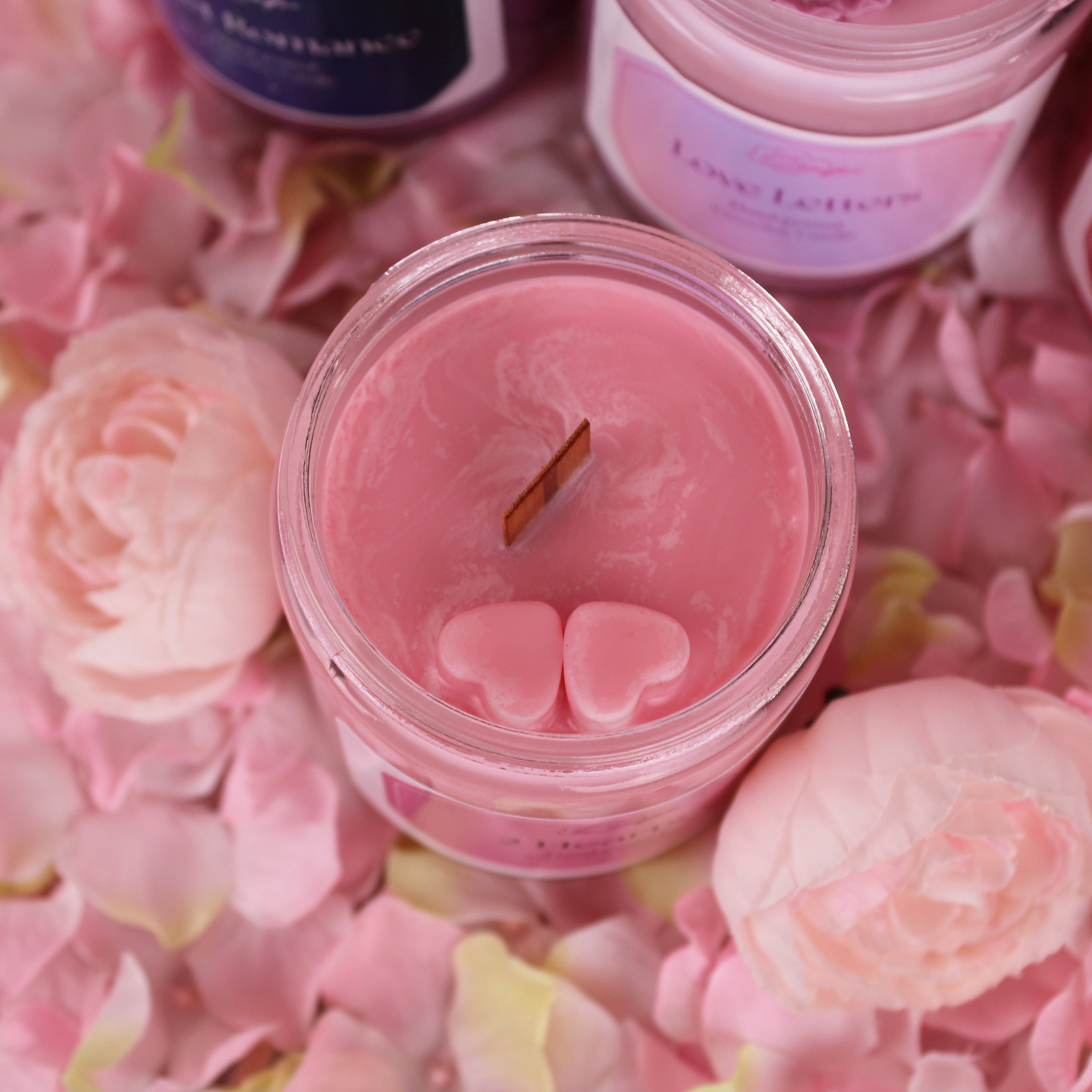 2 Hearts - Wooden Wick Candle