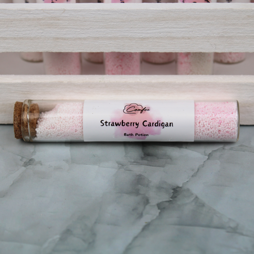Strawberry Cardigan - Bath Potion